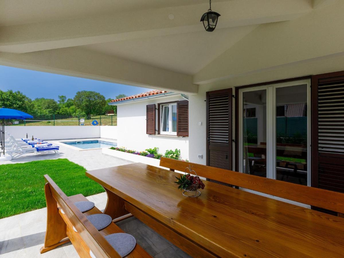 Holiday Home Casa Gverino By Interhome Plomin Buitenkant foto