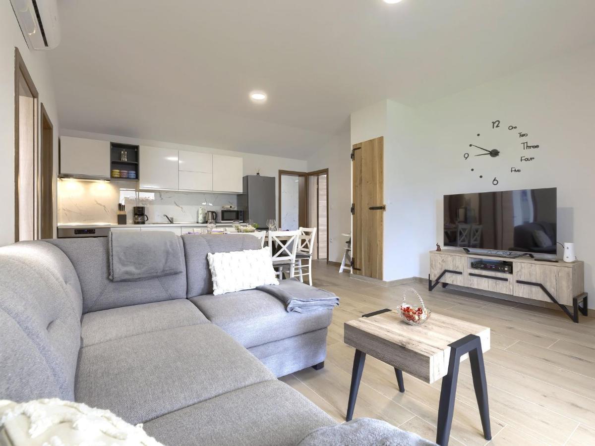 Holiday Home Casa Gverino By Interhome Plomin Buitenkant foto
